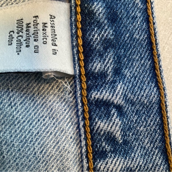 Calvin Klein, Women’s, size 12, Cuffed, 100% cotton, short, Blue Jean shorts. - Picture 7 of 12
